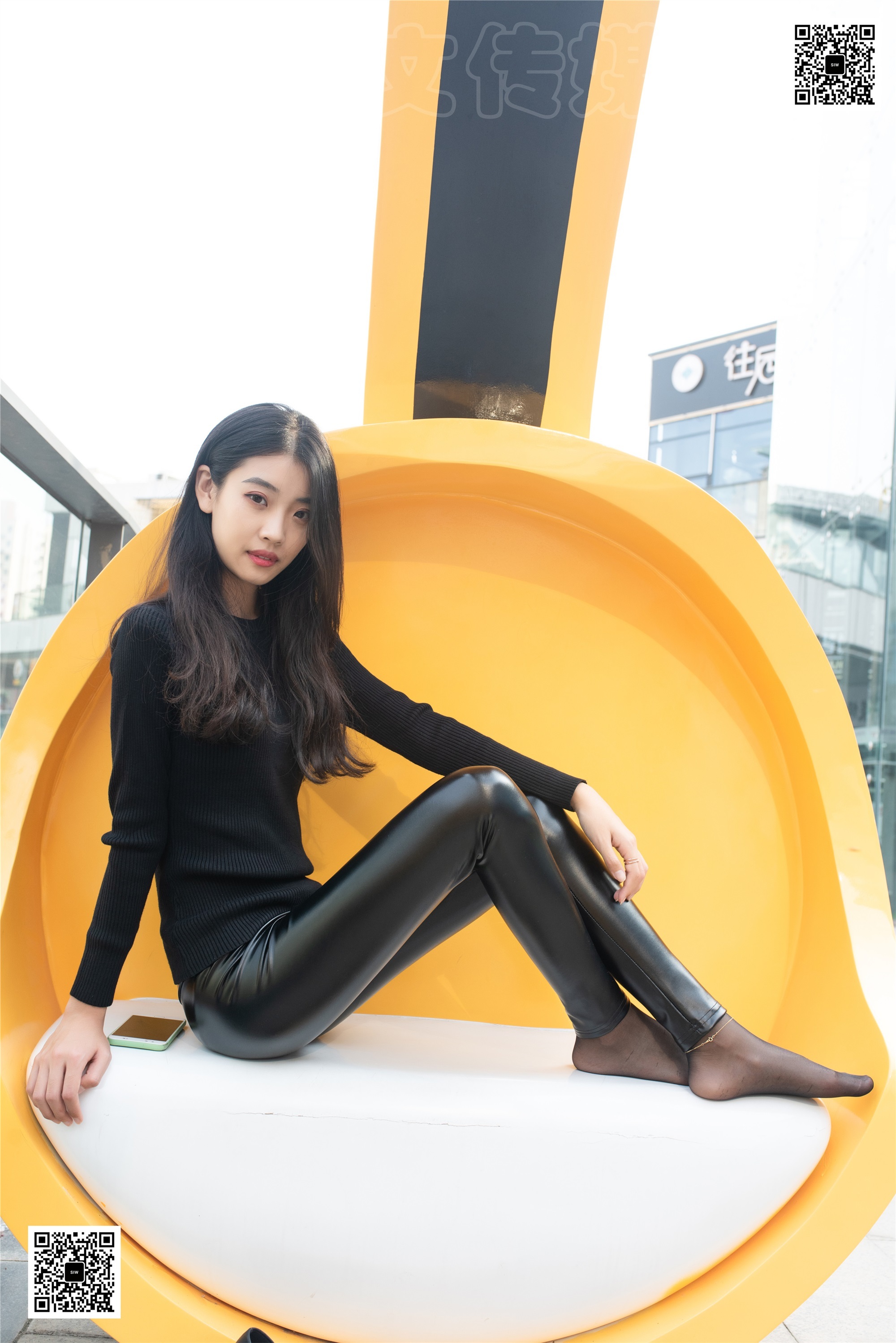 SIW Sven Media 054 Autumn/winter 2019 Fashion sexy tight warm fleece leather pants - Rong er